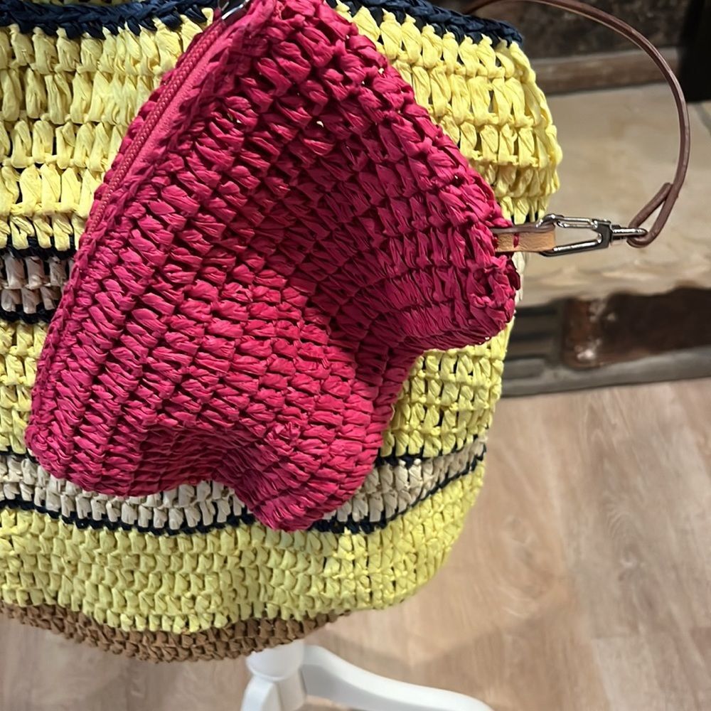 Loft Woven Yellow Beach Tote Bag with Matching Wristlet - Picture 4 of 6